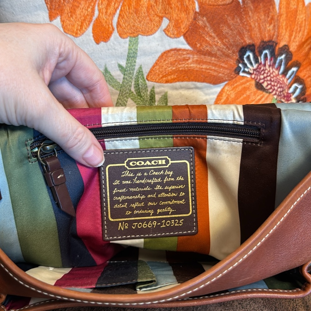 COACH 10325 65th ANNIVERSARY HIPPIE CROSSBODY BAG WHISKEY VACHETTA LEATHER 2006 - Picture 8 of 9